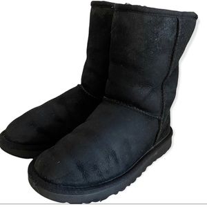 Ugg Womens Classic Short II 1016223 Round Toe Mid Calf Black Boots Size 6